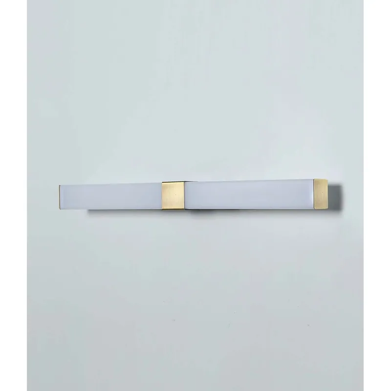 Golden Accent Wall Light