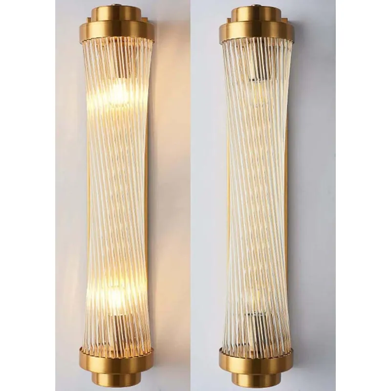 Luxe Vertical Brass Wall Light