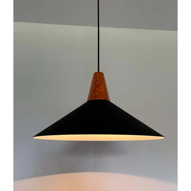 Monochrome Charm Pendant Light