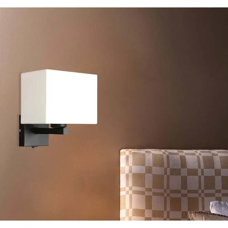 The Cubic Glow Wall Light