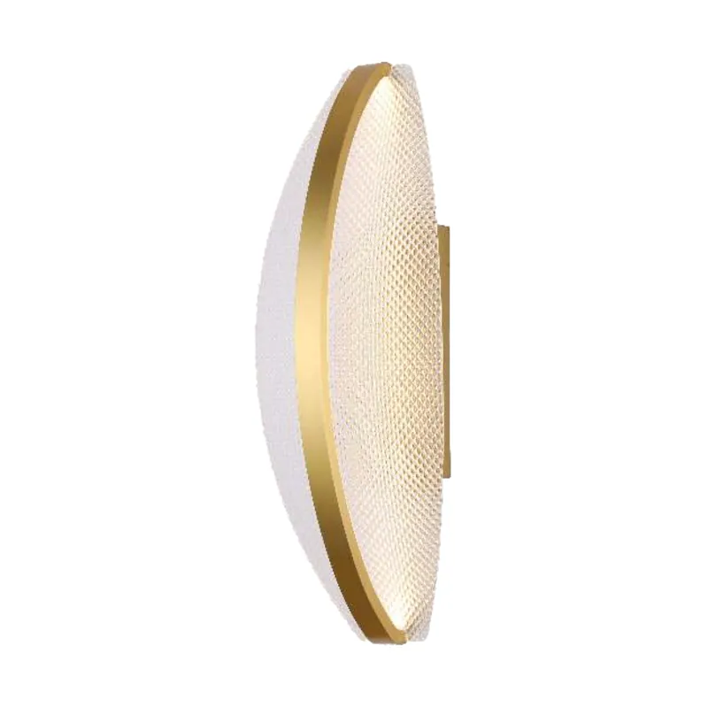 Golden Crest Wall Light