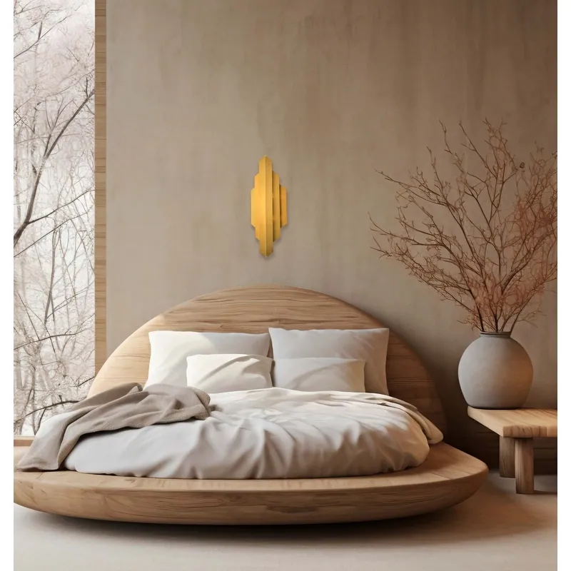Golden Obelisk Wall Light