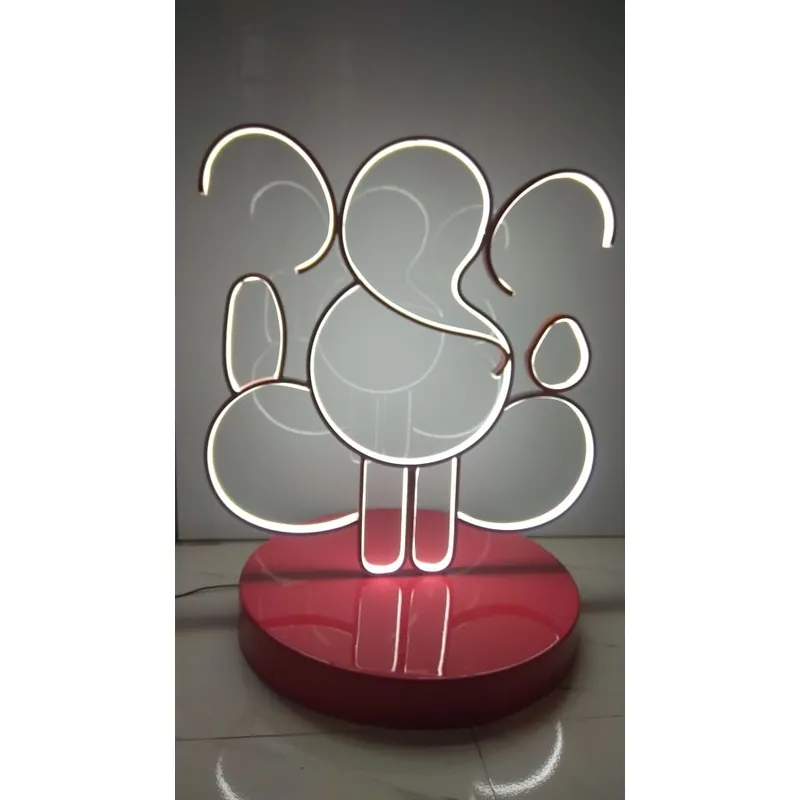 Remover of Obstacles Table Lamp