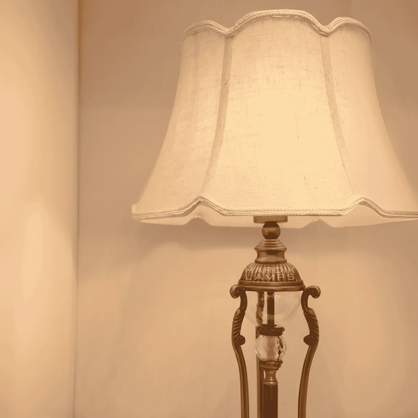 Charlotte Lumina Table Lamp