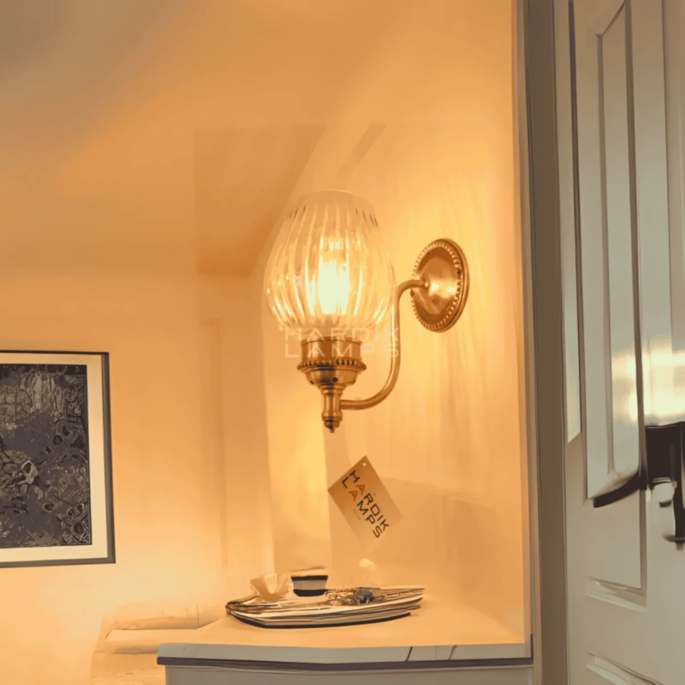 Golden Aura Wall Lamp