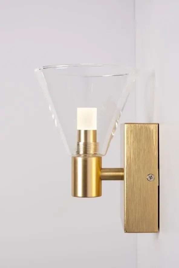 Beta Golden Wall Light